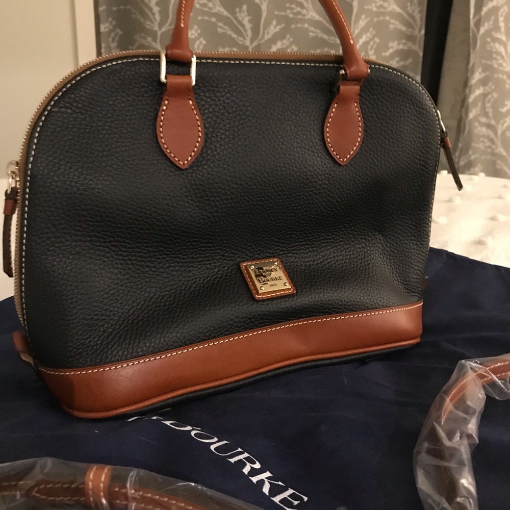 Dooney and Bourke Black Leather Bag Purse Tote